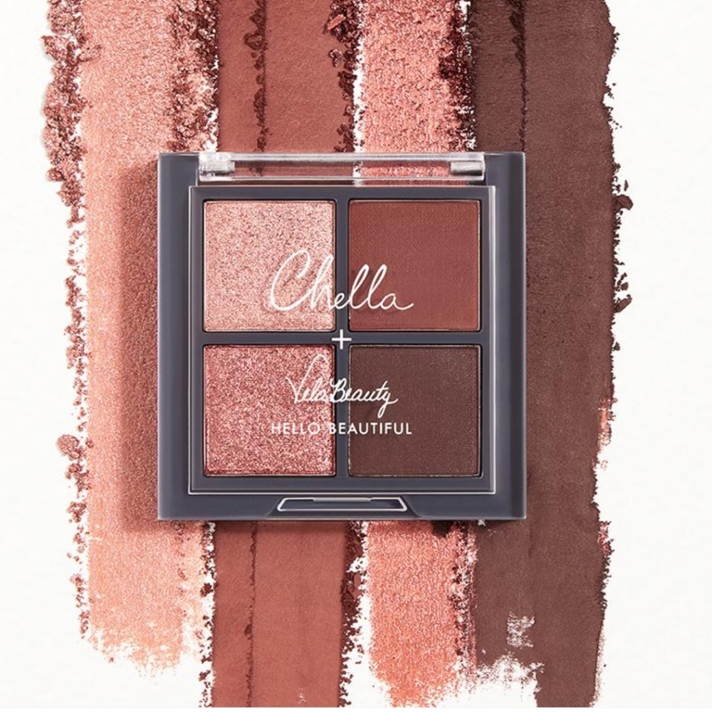 4/25 bundle item. Chella Blushing Rose Eyeshadow Quad